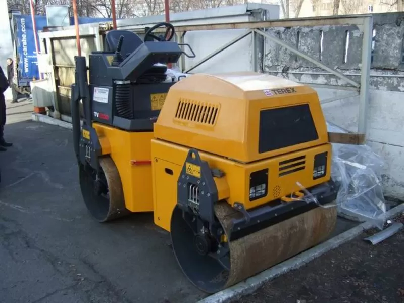 Аренда асфальтоукладчиков Bomag 691C,  Baukema S 750 4