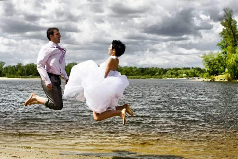 Фотосессия в стиле Trash the dress 2