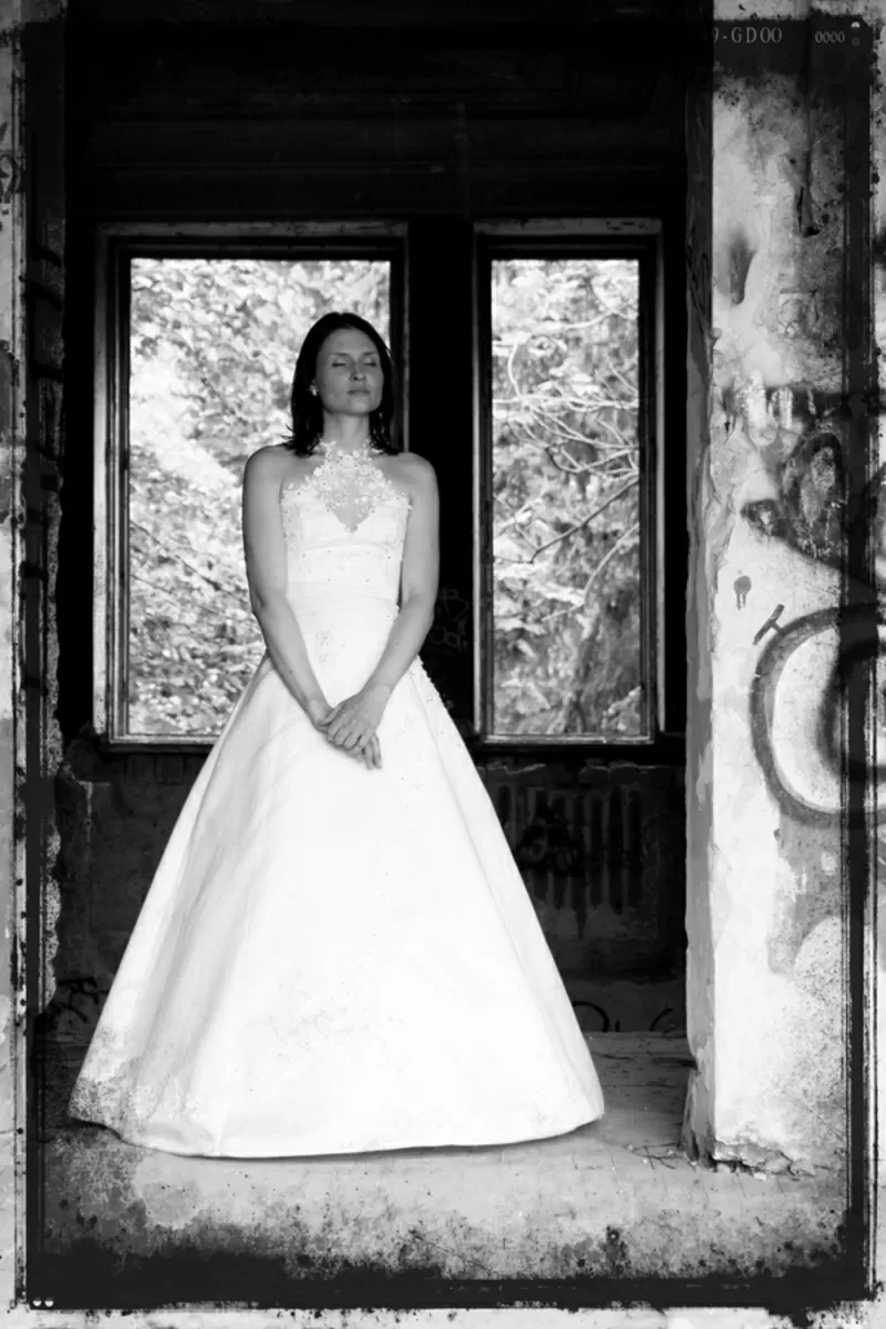 Фотосессия в стиле Trash the dress 3