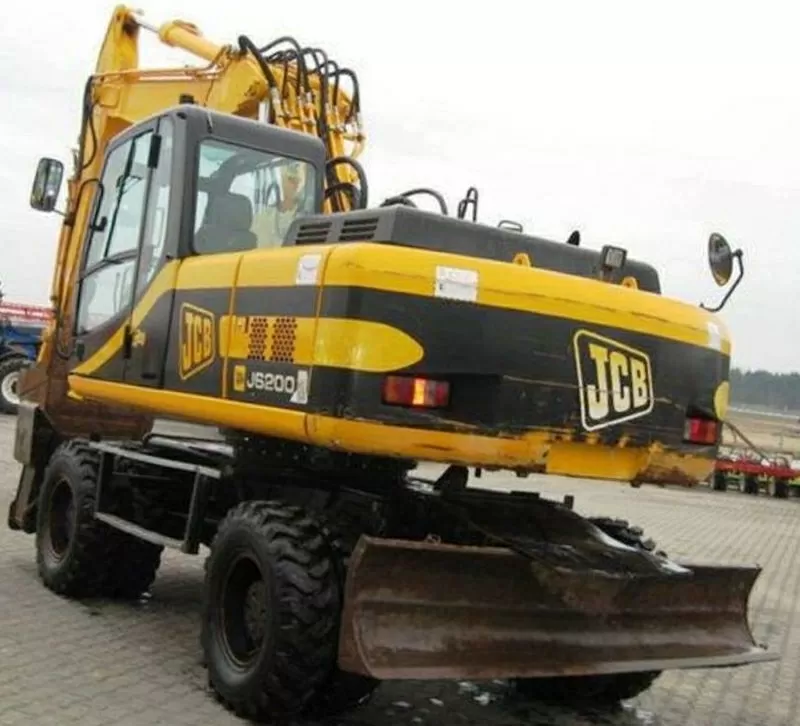 JCB JS 200 W ,  Экскаватор 2