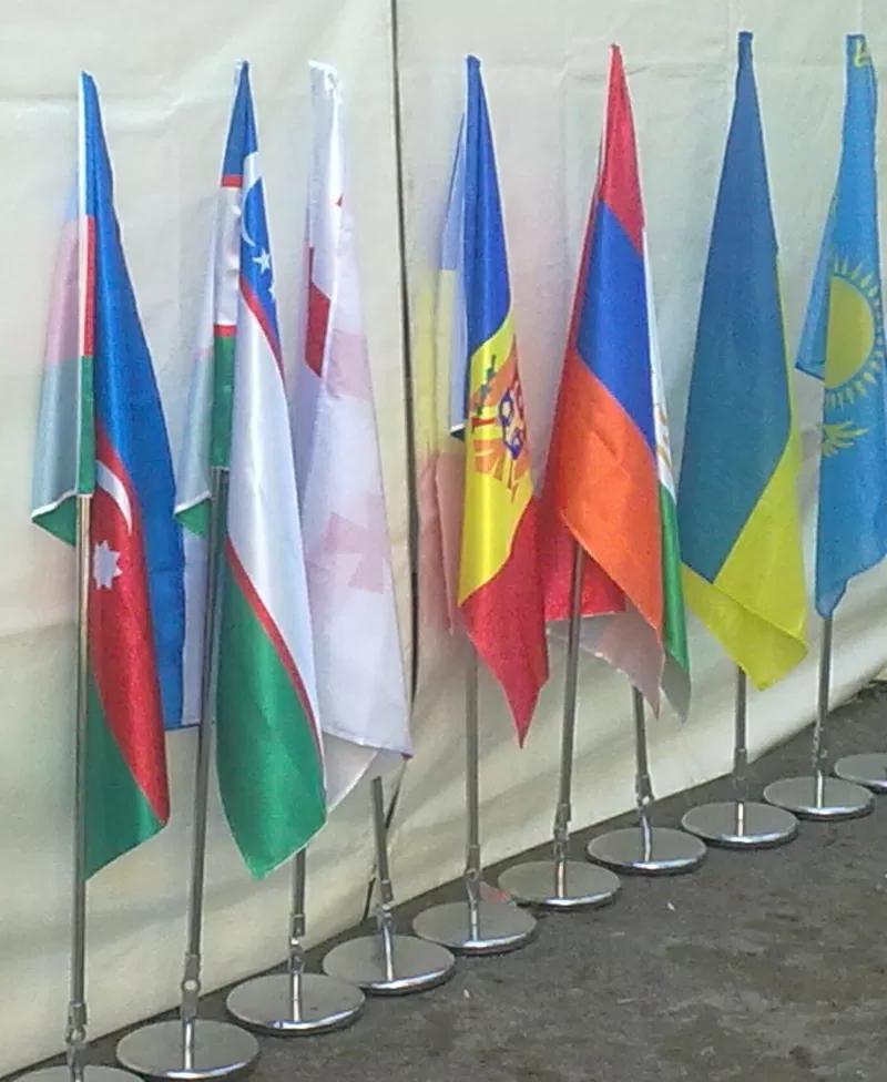 Аренда флагов, флаги стран мира, флаги СНГ, флаг СССР, аренда флагшток