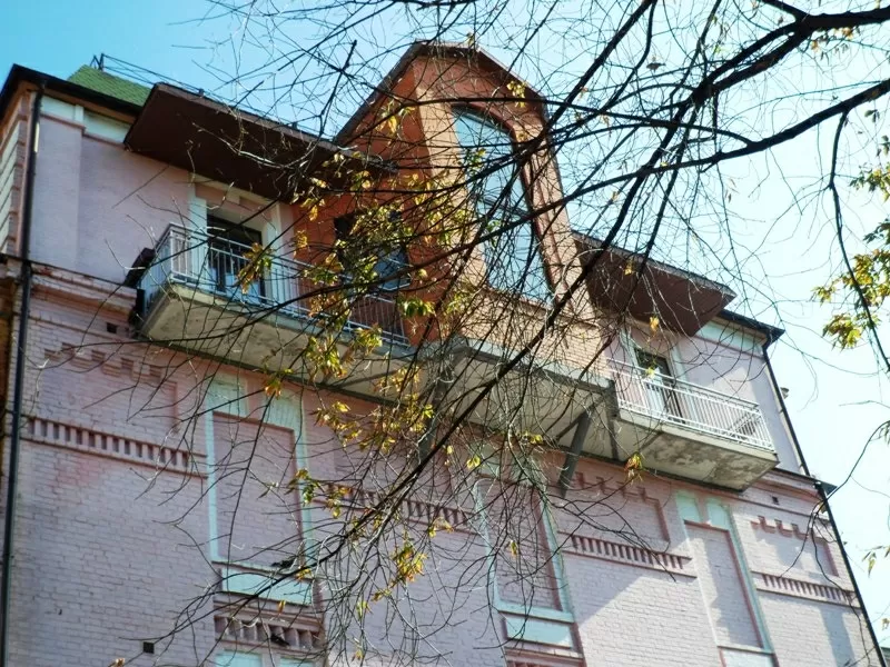 Продам 4к двухуровневую квартиру на Белинского возле бул.Тараса Шевчен