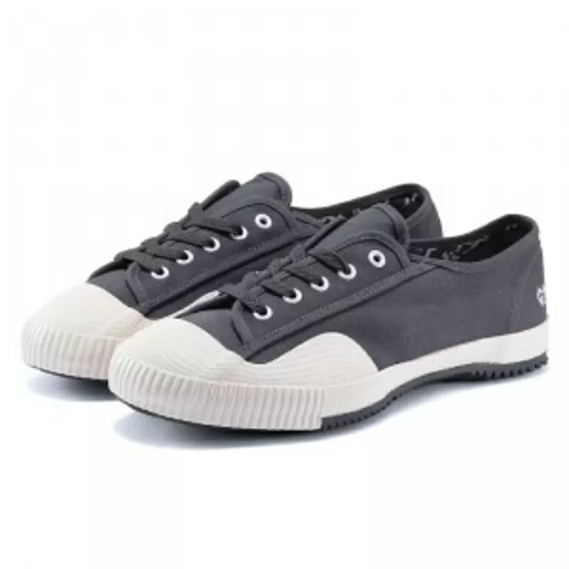 Продам кеды мужские новые Vancl