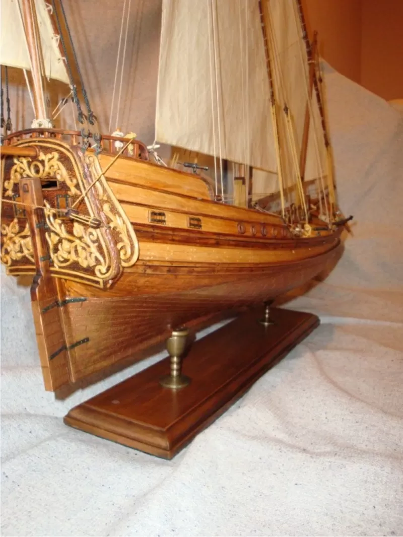 Продам модель - копию парусного судна 18 века(Pinca genoveza) 2