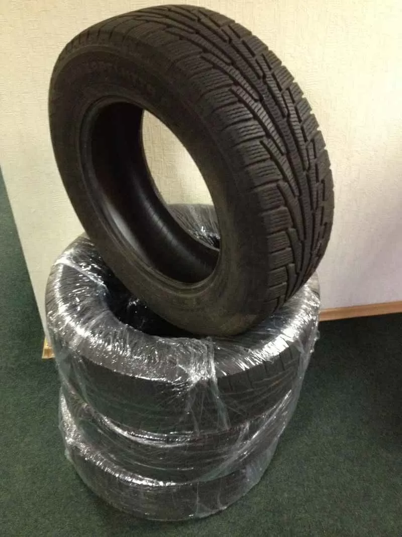 Шины NOKIAN HAKKAPELIITTA 235/65/R17 108R XL 4 шт.