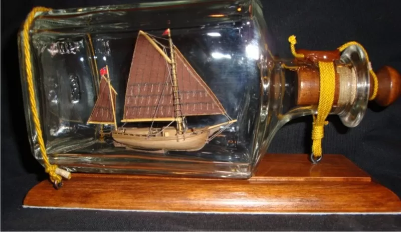 Модели парусных кораблей в бутылках 2