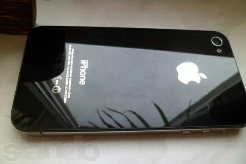 ПРОДАМ iPhone 4 16GB Neverlocked Black 2675