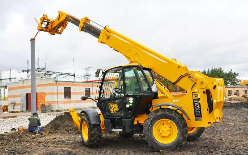 Телескопический погрузчик JCB 535-125 (2006 год) 4