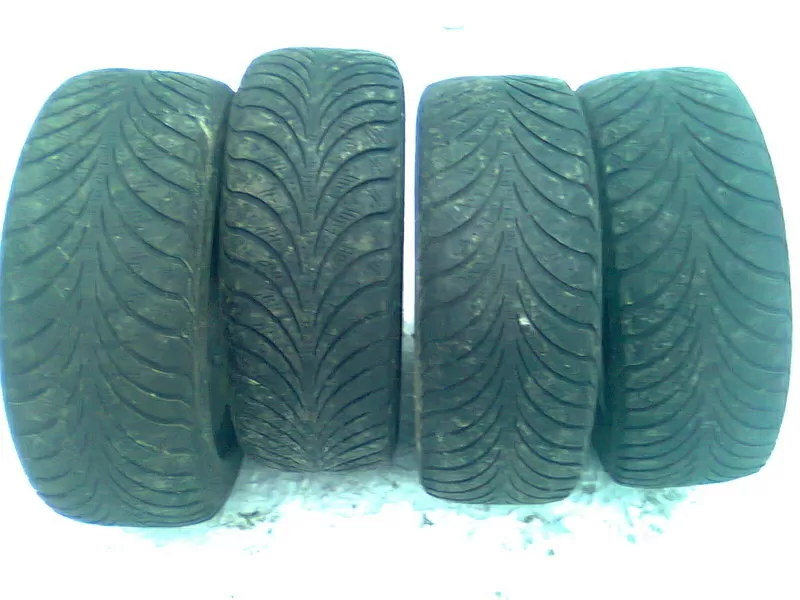 GoodYear Eagle Ultra Grip Extreme   R-17  225/55 1400 грн/комплект