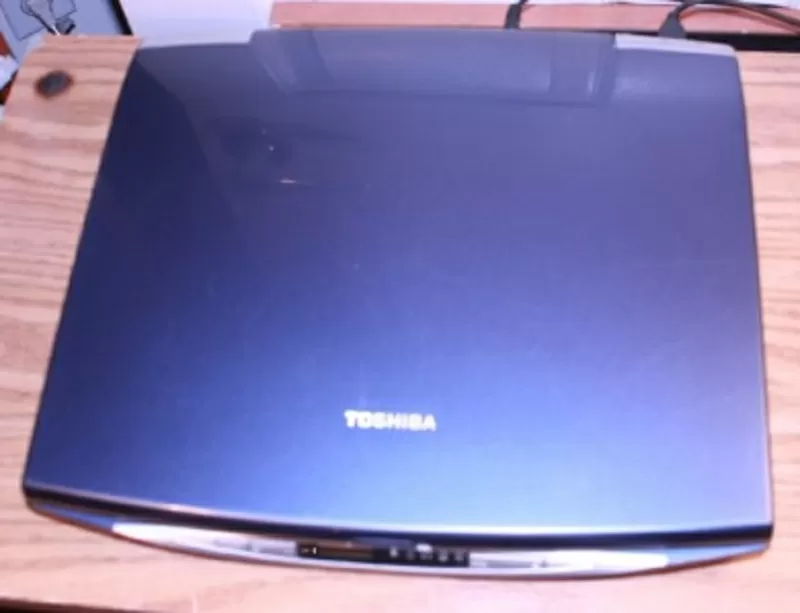 Продам на запчасти нерабочий ноутбук Toshiba Satellite 5005-S504.