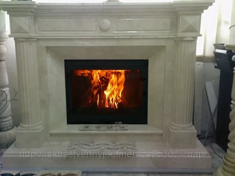 Камин из мрамора с резьбой. Порталы из мрамора для камина. камины Киев 2