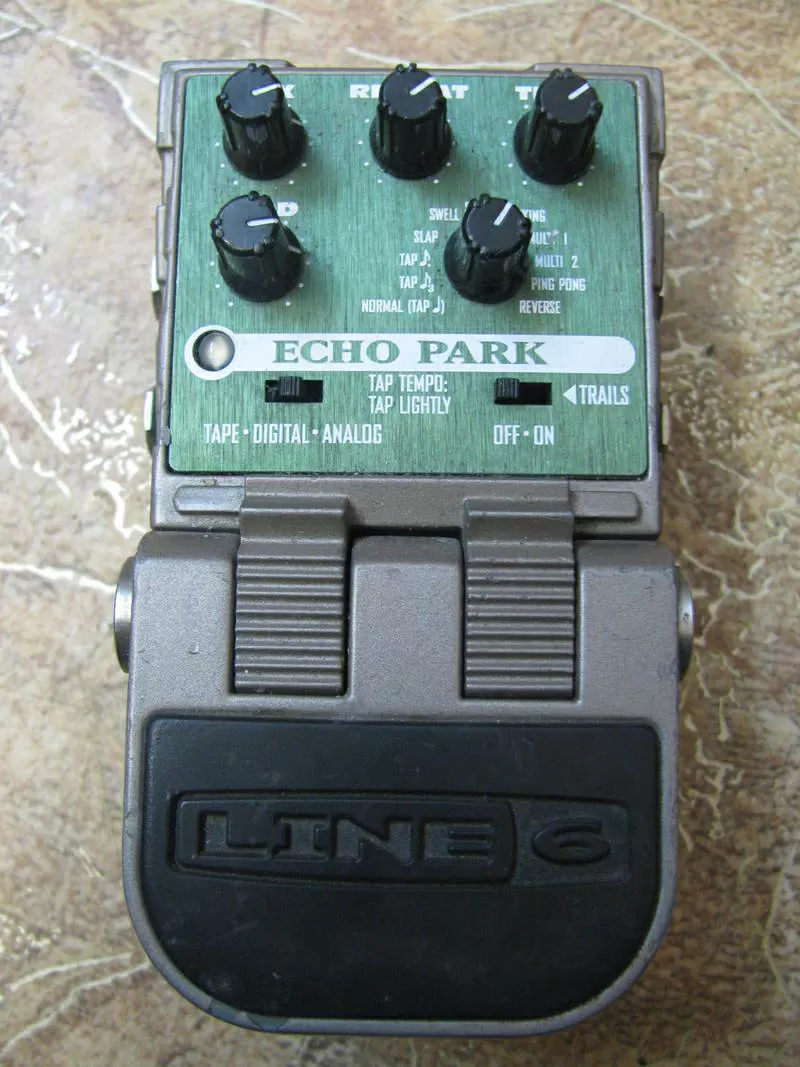 Продам дилей Line 6 Echo Park