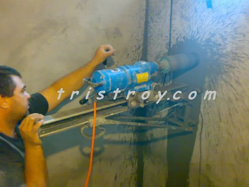  Сверление в бетоне. Алмазное сверление отверстий. Киев. 237 70 59. 2