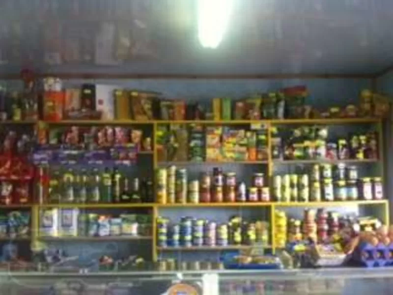 Торговый стеллаж из ДВП