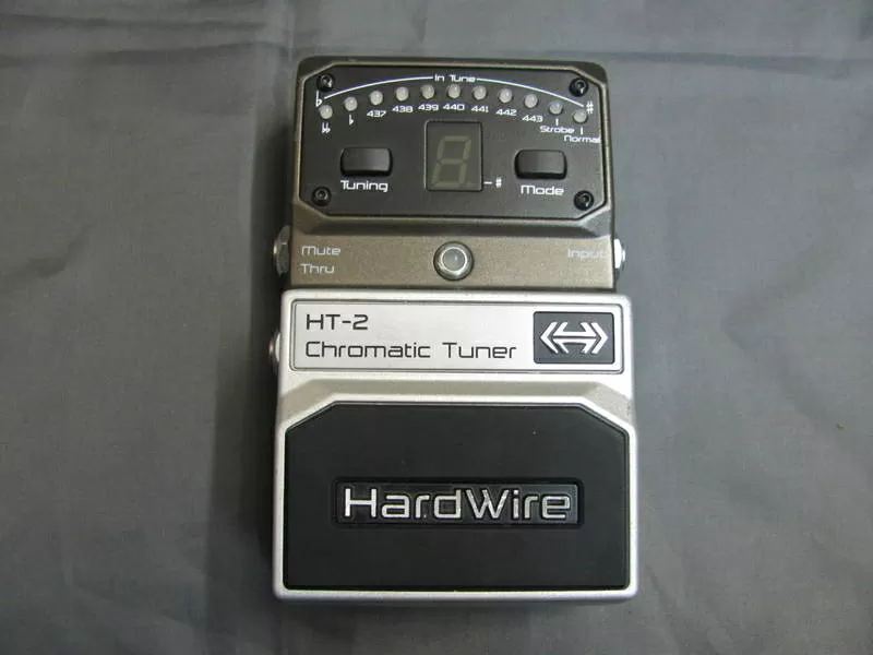 Продам педаль тюнер Digitech HARDWIRE HT-2