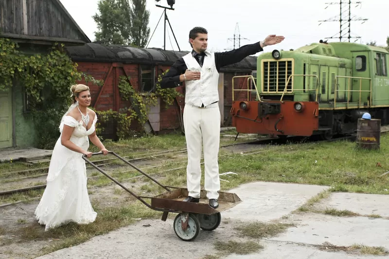 Trash the Dress -послесвадебная оригинальная фотосессия. 6