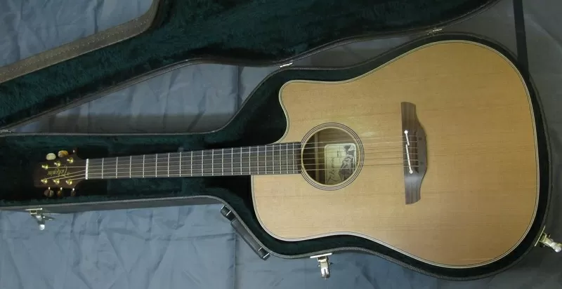 Продам электро-акустическую гитару TAKAMINE EAN10C (Japan)