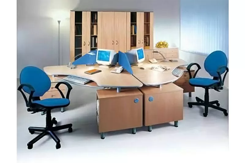 офисные столы с перегородками 2