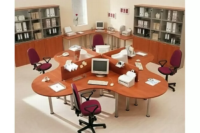 офисные столы с перегородками 3
