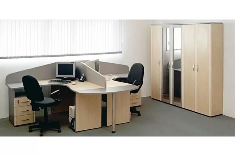офисные столы с перегородками 4