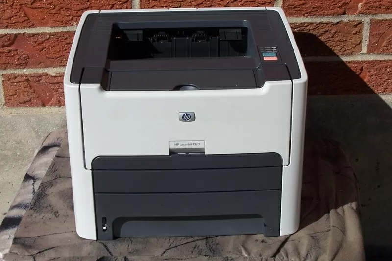 Принтер HP LaserJet 1320,  6000 стандартных страниц картридж, гарантия