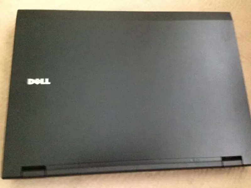 Продаю Dell E5400.