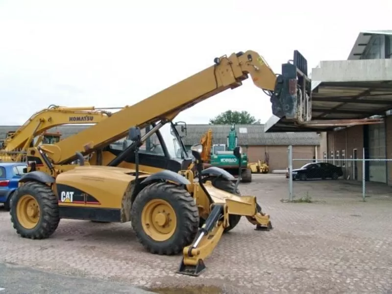 Телескопический погрузчик Caterpillar TH 360 B