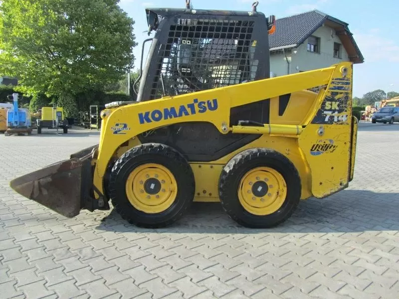 Мини погрузчик Komatsu SK 714  2