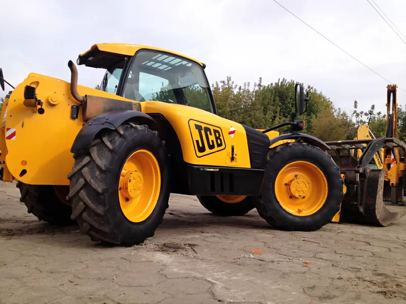 Телескопический погрузчик JCB 531-70 AGRI PLUS 