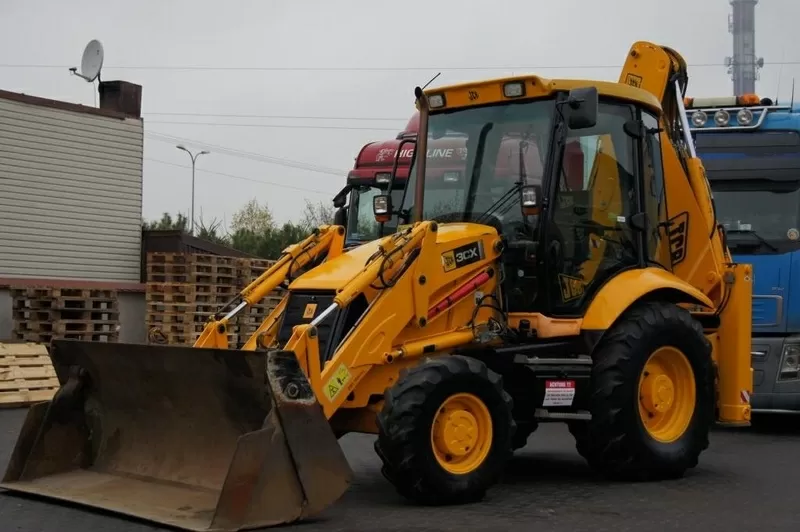 Экскаватор-погрузчик JCB 3 CX