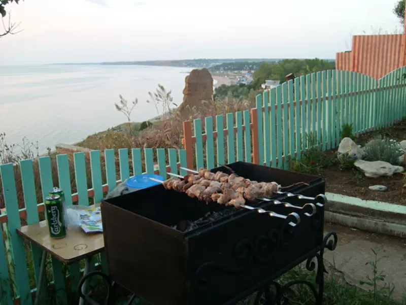 Дача на берегу моря. 1-я линия. Меняю или продам.