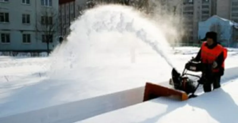 Уборка снега Киев 35 грн.