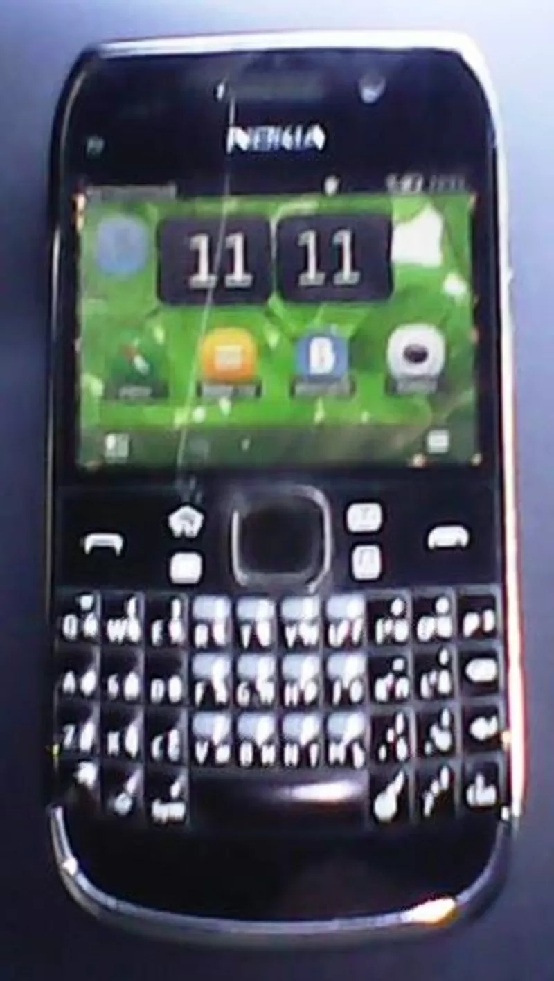 Мобильный телефон,  Nokia E6,  GPS,  Wi-F, i Bluetooth,  MP3, 