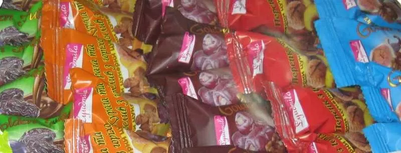 Сухофрукты в шоколаде конфеты оптом