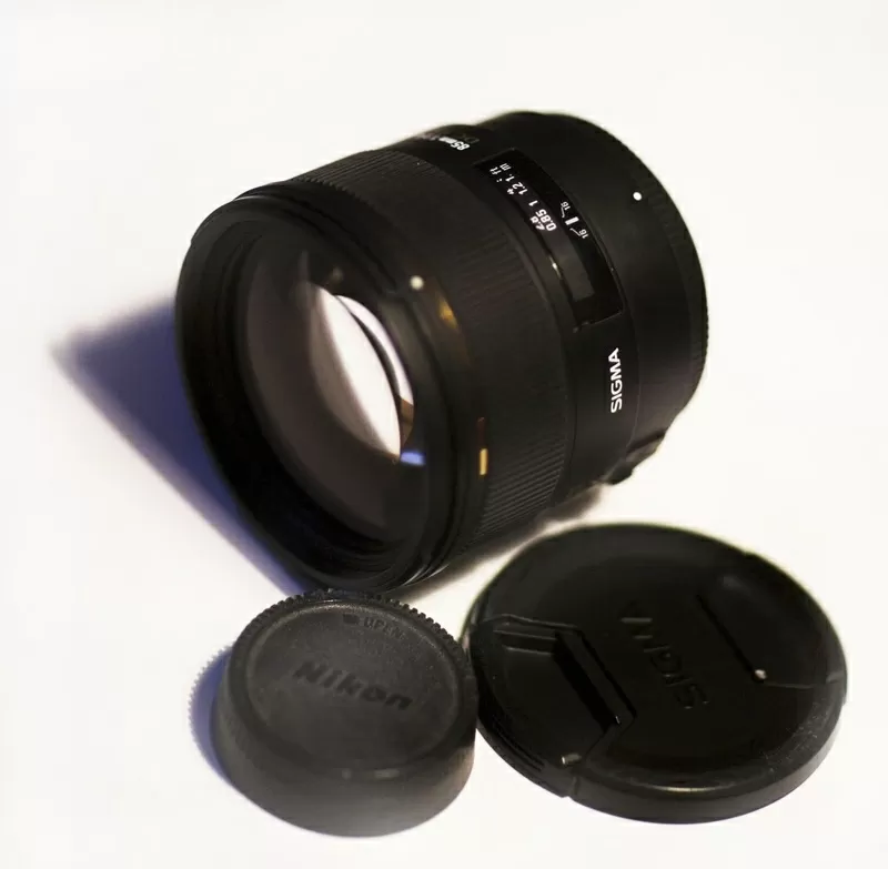 Продам Sigma 85mm 1:1, 4 EX HSM for Nikon,  Киев