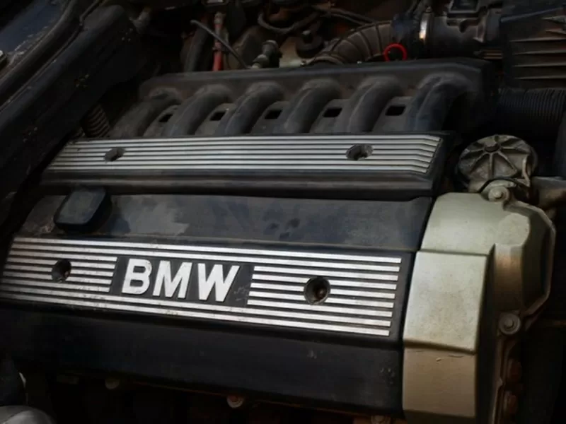 Продам запчасти на BMWE34