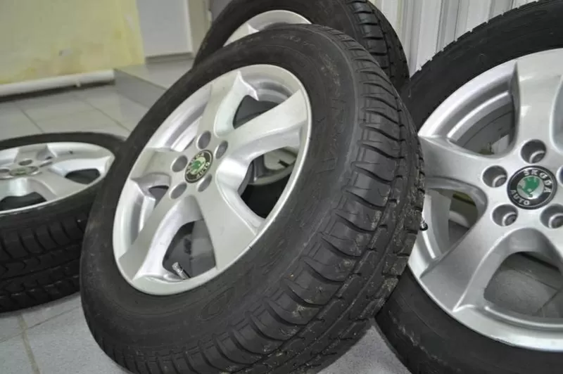 Диски SKODA R15 резина Debica Passio (195/65 R15 91T) Б/У 6