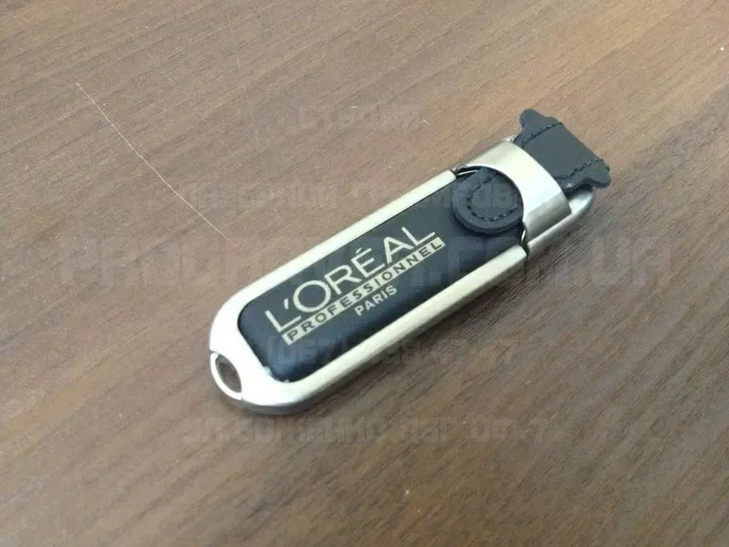 Лазерная гравировка флешек