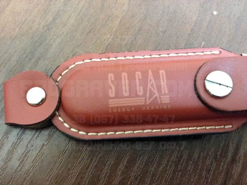 Лазерная гравировка флешек 3