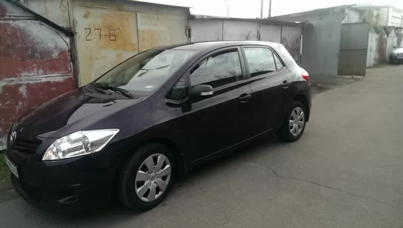 Продается Toyota Auris 2011