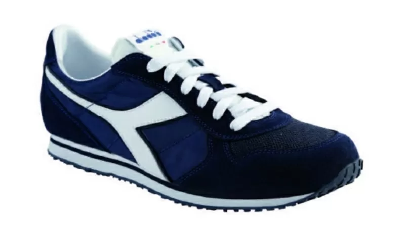 Кроссовки мужские Diadora  2