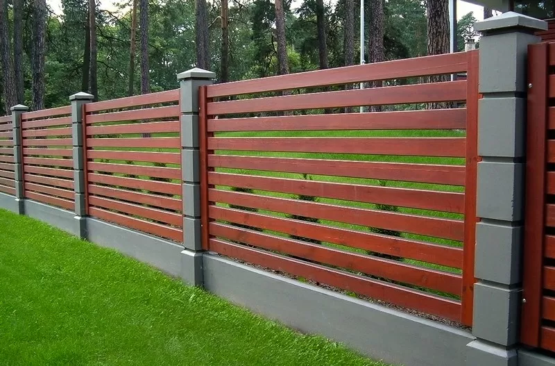 Стовпці для огорожі,  паркани з бетону