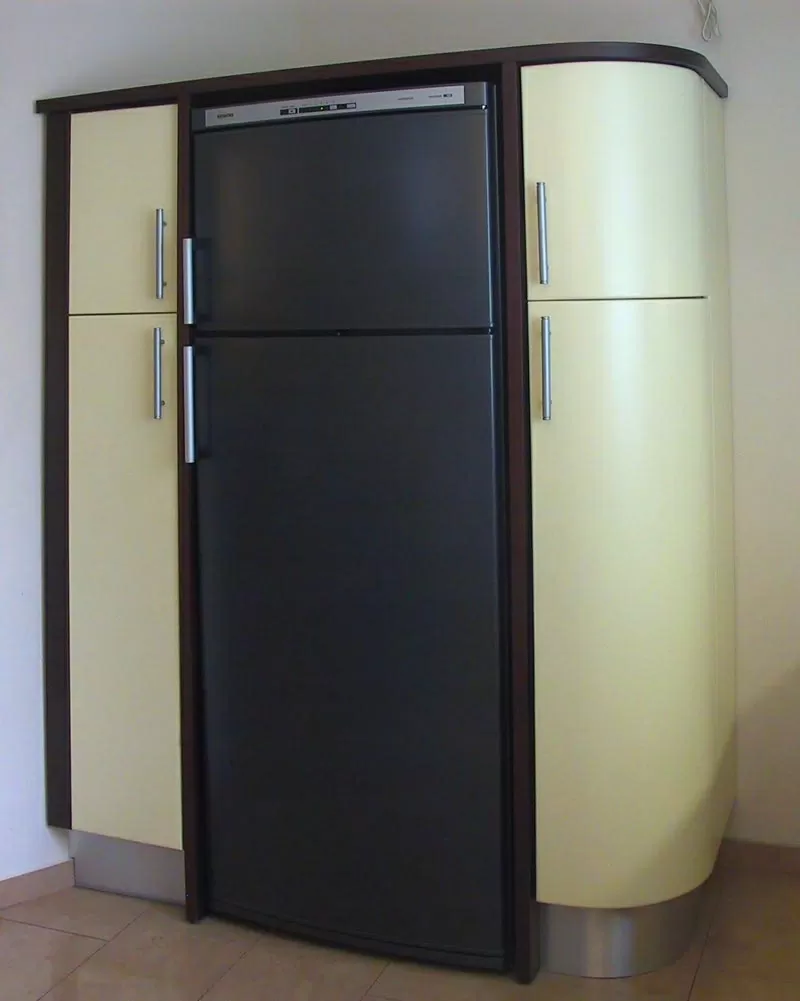 Кухни с натуральными фасадами под заказ 11