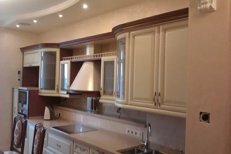 Кухни с натуральными фасадами под заказ 15