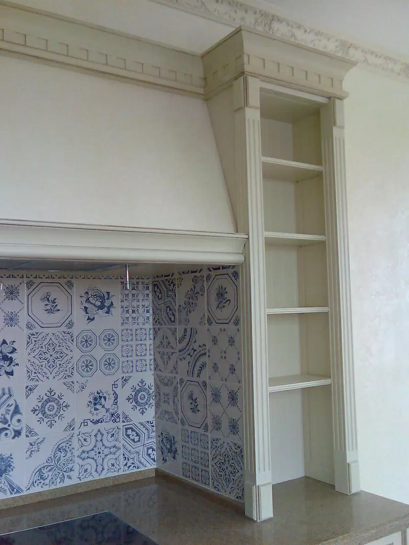 Кухни с натуральными фасадами под заказ 19