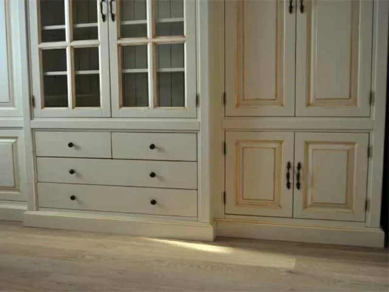 Изготовление мебели качественно с деревянными или МДФ фасадами. 6