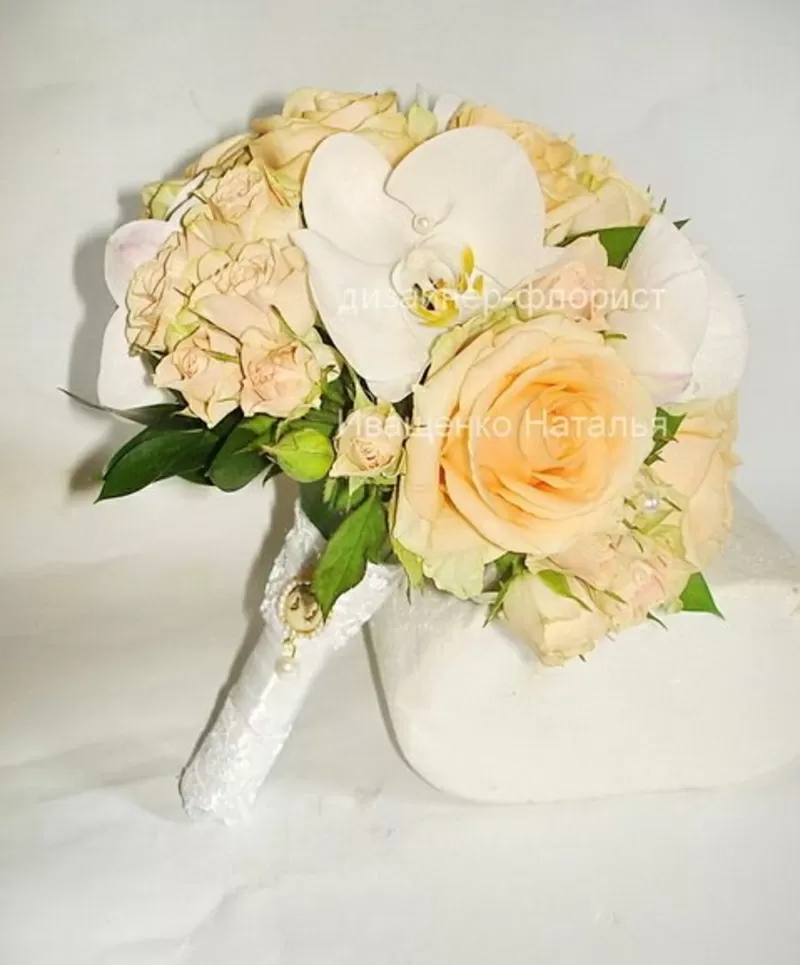 Круглый свадебный букет 2