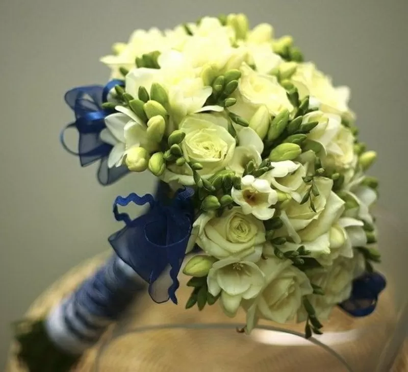 Свадебный букет из фрезий 3