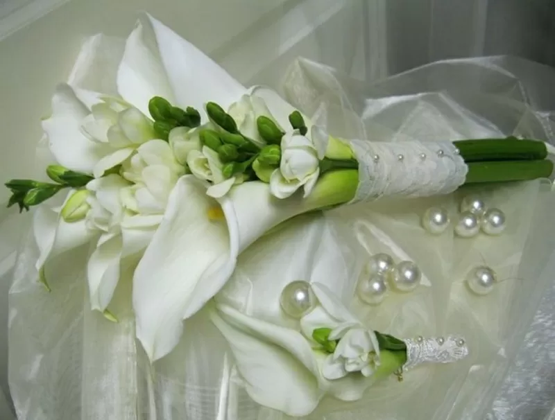 Свадебный букет из фрезий 2