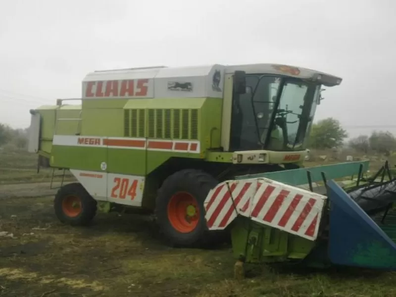 Комбайн CLAAS mega 204